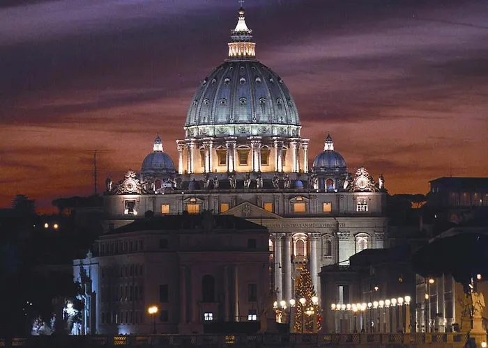 Luxury Near Vatican, Steps To Metro, Ac & Fast Wifi Appartamento