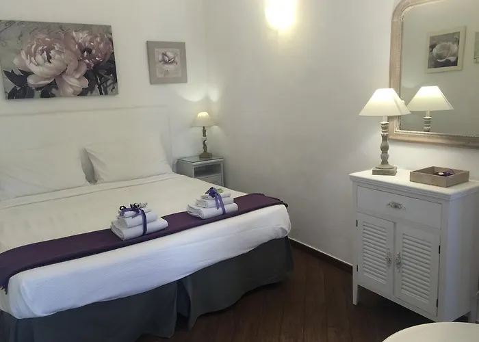 Luxury Near Vatican, Steps To Metro, Ac & Fast Wifi Roma